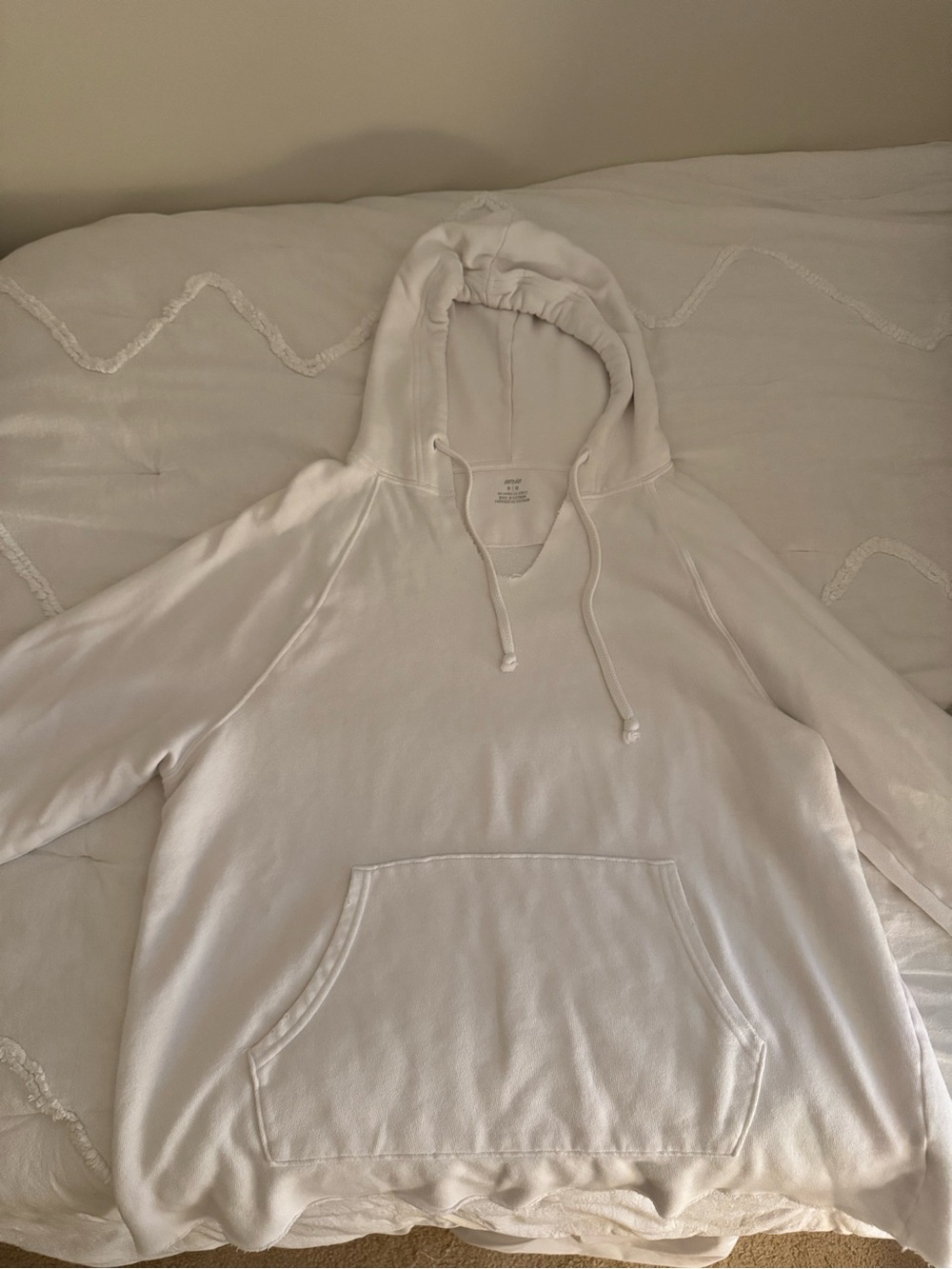 Women’s White Hooded Pullover Sweatshirt
